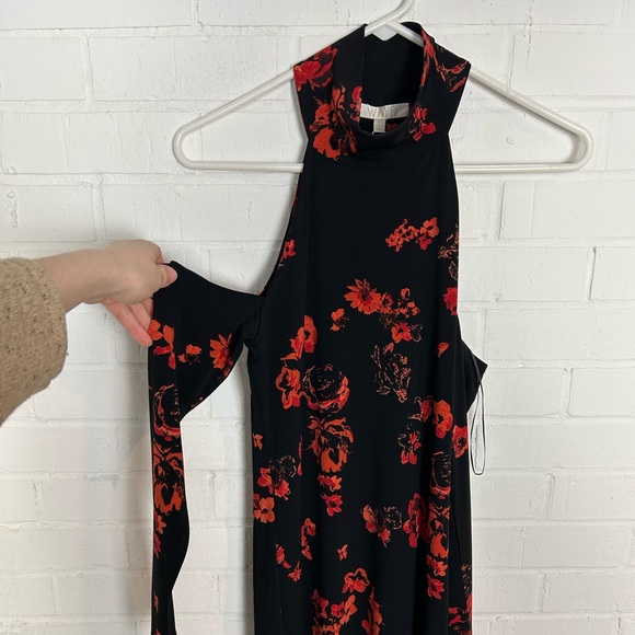 NWT WAYF Off the Shoulder High Neck Floral Dress - Picture 4 of 7